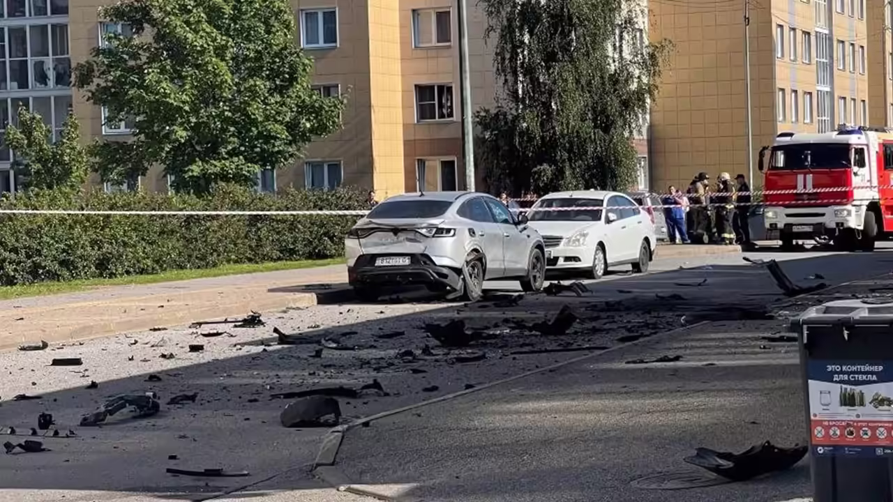 В Петербурге взорвался автомобиль