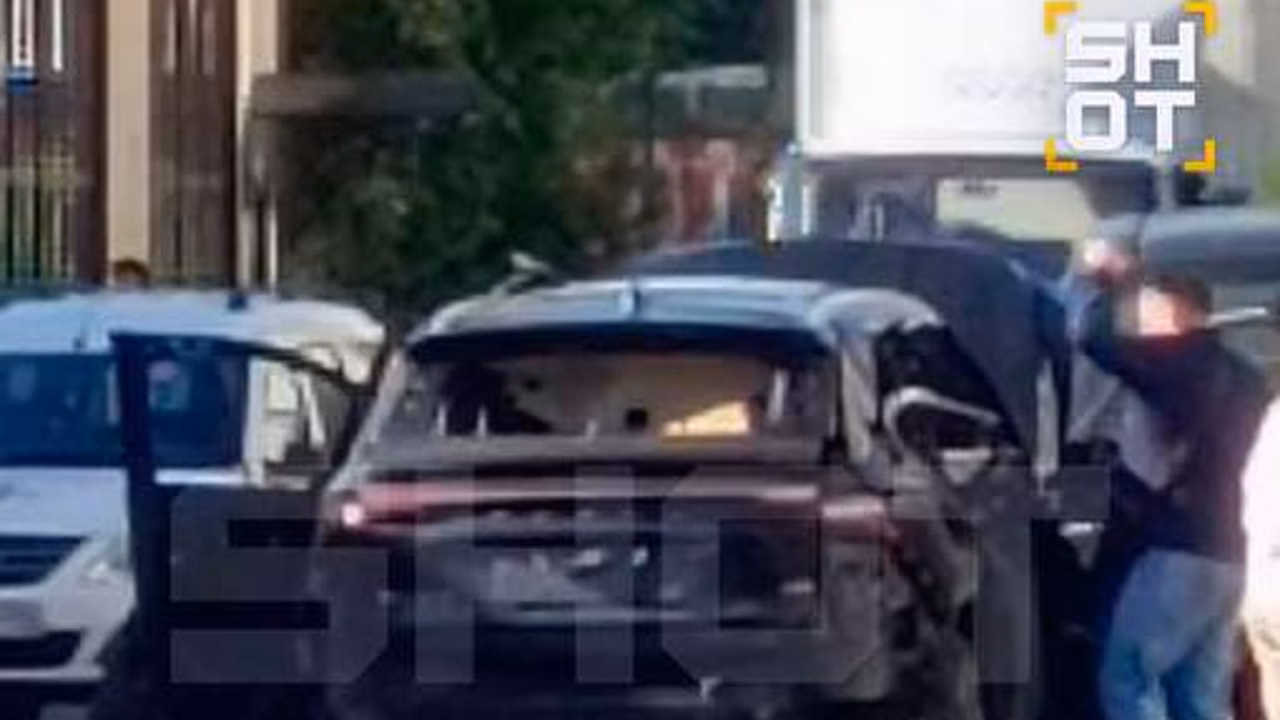 В Петербурге при взрыве автомобиля военному предварительно оторвало ноги