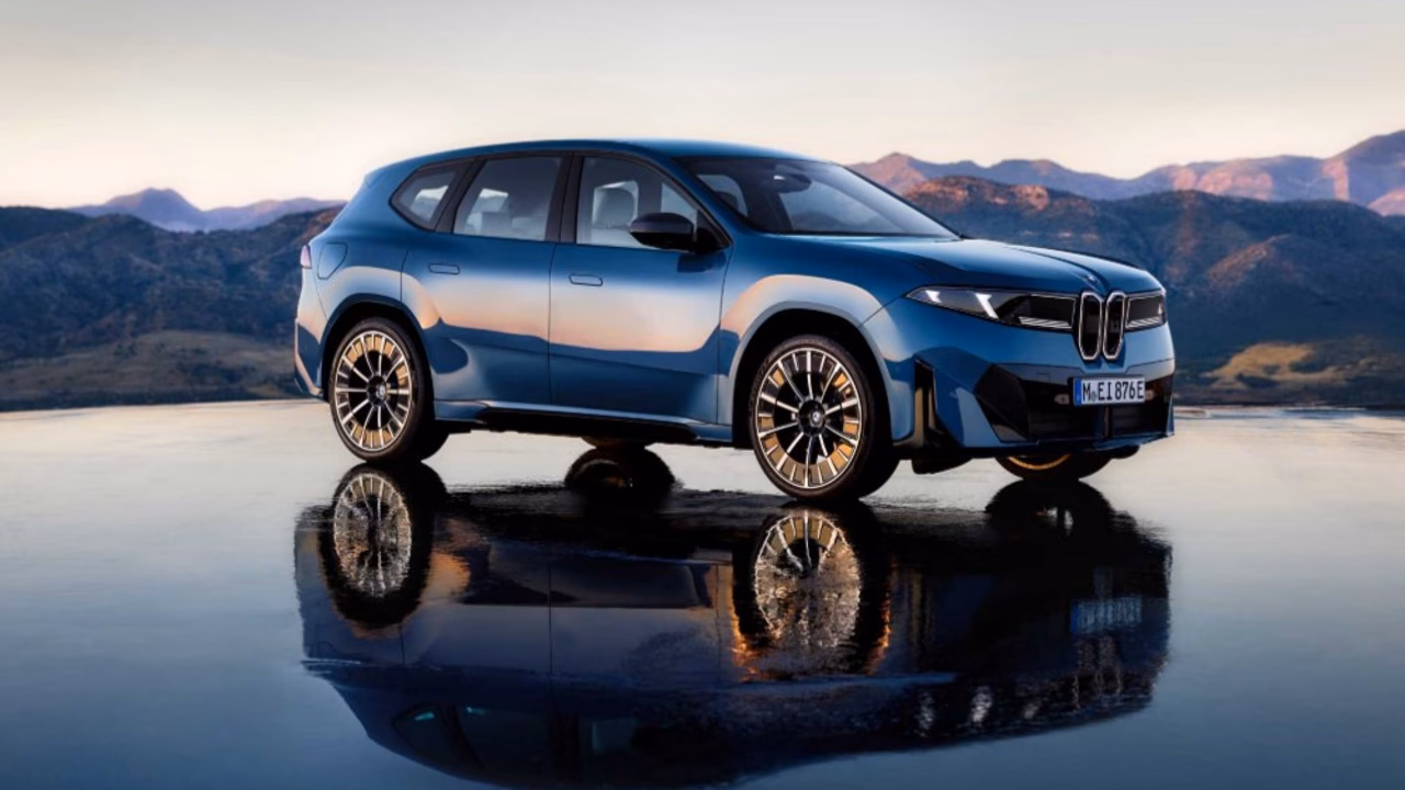 "Мы продаем не машины, а картинки": дилер BMW жалуется на отсутствие авто