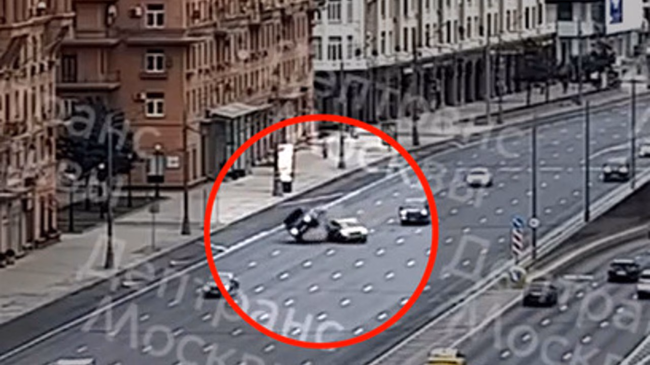 ДТП на Кутузовском проспекте попало на видео