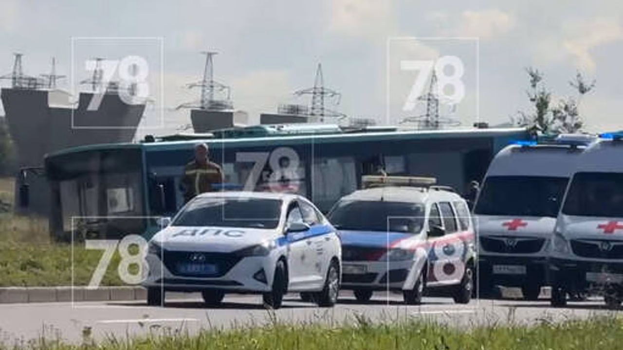 Число пострадавших в ДТП с автобусами в Петербурге увеличилось до 13