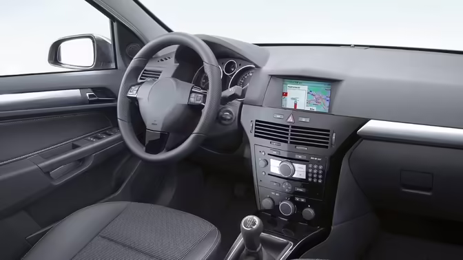 «За рулем» назвал провальную версию Opel Astra с пробегом