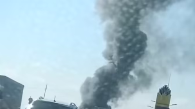 На трассе М2 предположительно горит фура