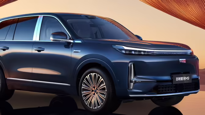 Гибридный кроссовер Geely Galaxy M9 прошел испытание жарой: его ждут в РФ