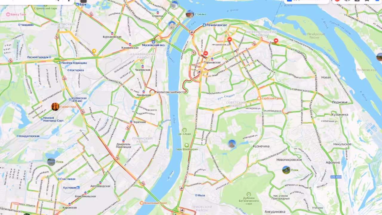 Пробки в Нижнем Новгороде вечером 28 августа достигли девяти баллов — карта