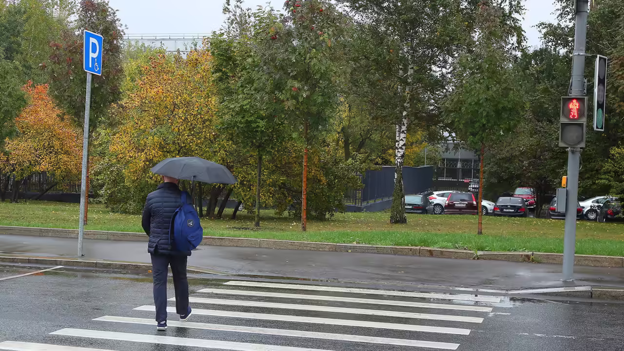 Мотоциклист сбил насмерть пешехода на юго-западе Москвы