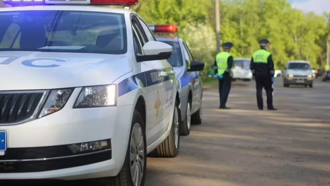 Сотрудники Госавтоинспекции напоминают водителям порядок действий в случае ДТП