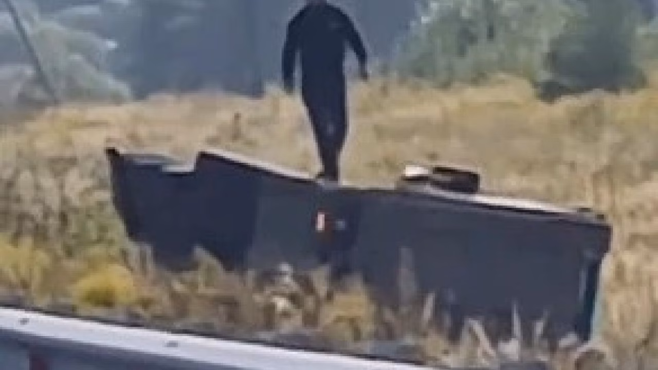 На Калужском шоссе в Туле большегруз упал в кювет