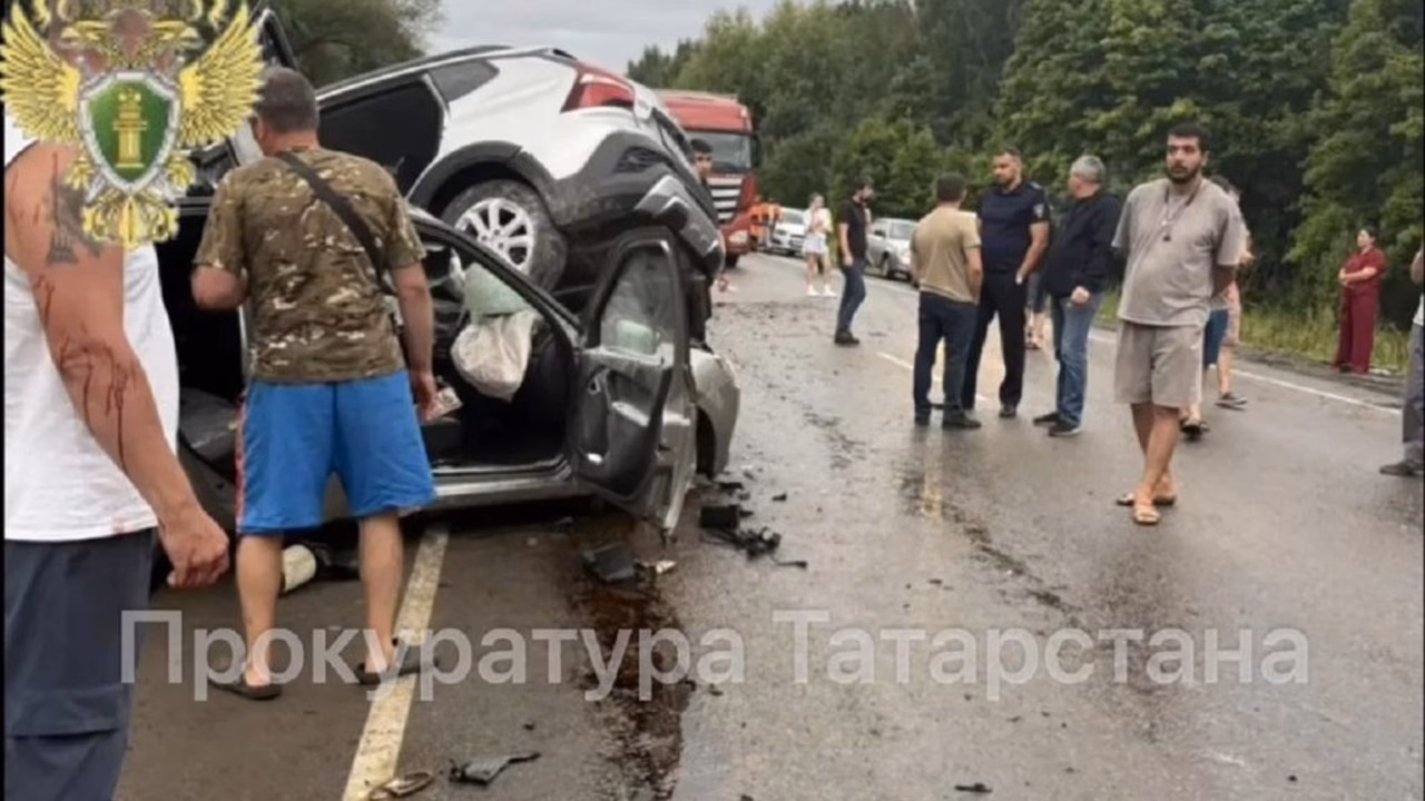 Суд арестовал подозреваемого в пьяном ДТП с четырьмя погибшими в Татарстане