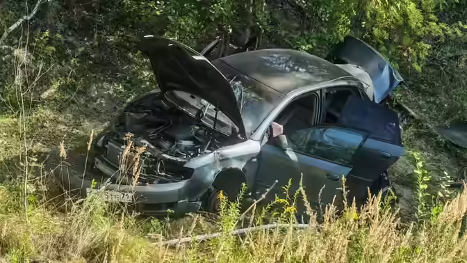 В Киреевском районе Тульской области ищут владельца разбитой Audi A4