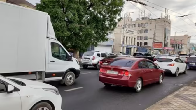 Пробки на выезде из Краснодара в сторону моря обещают победить за 9 млрд рублей