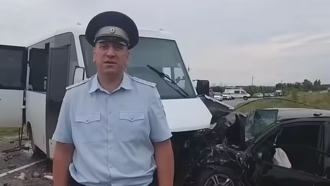 В Скопинском округе столкнулись Mitsubishi и "Газель"