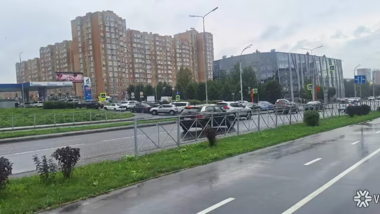 В Кемерове на фоне бензинового ажиотажа накаляется обстановка на АЗС