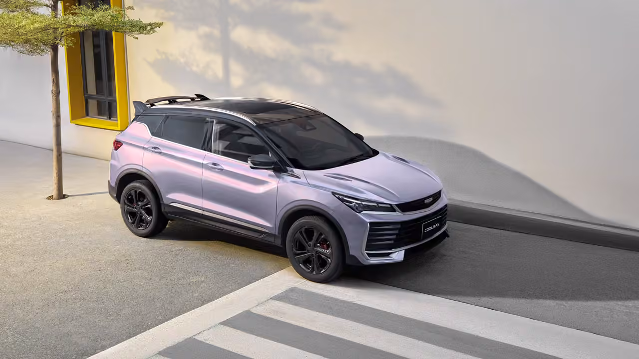 Спрос на Geely Coolray в России растет, но пока далек от прежних показателей