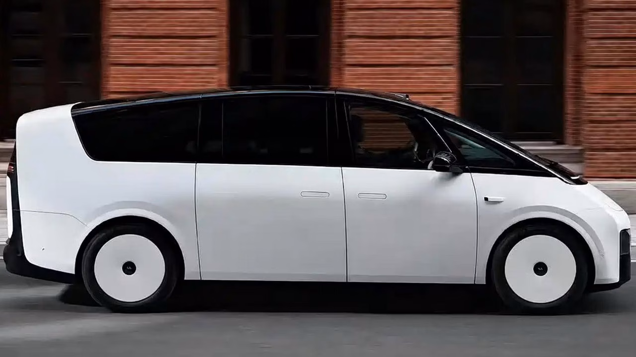 Основатель Li Auto сравнил новый Mega с первым iPhone