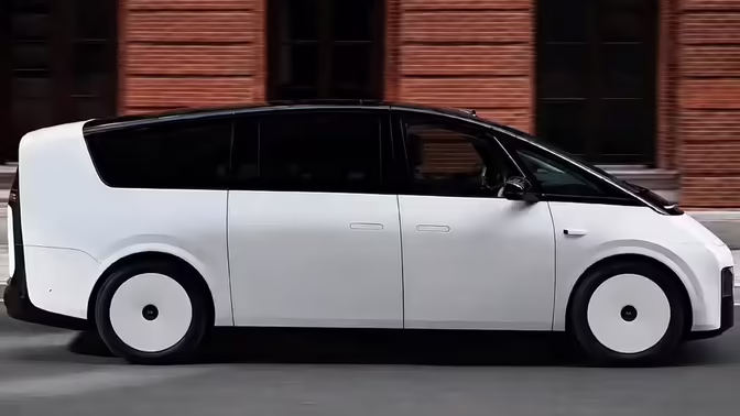Основатель Li Auto сравнил новый Mega с первым iPhone