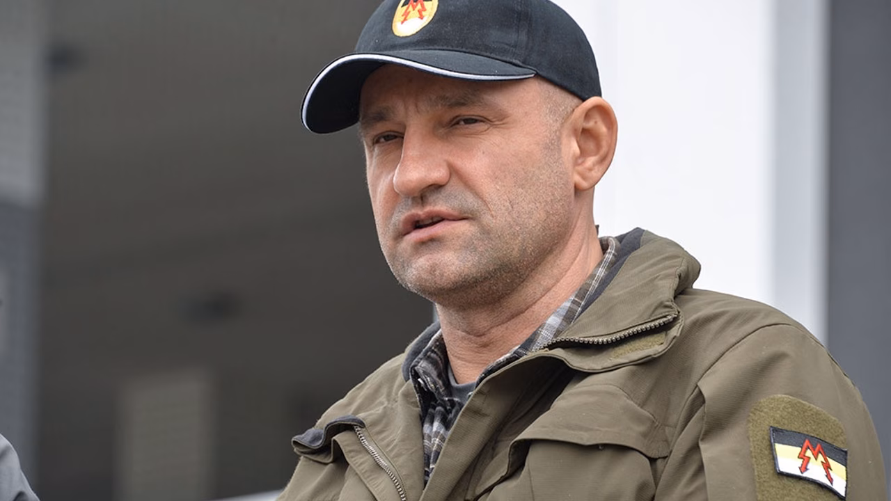 Полпред Жога потребовал усилить контроль за ценами на бензин на Урале