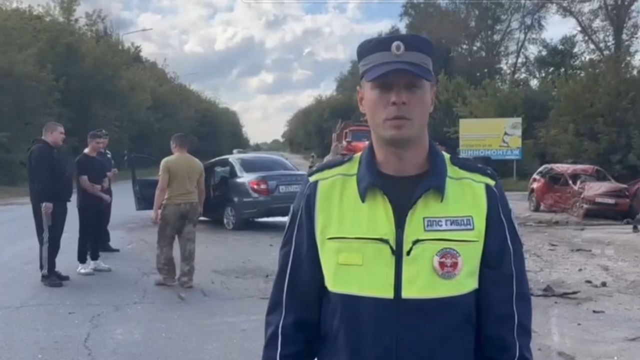 В Рязанском округе на трассе М-5 столкнулись две "Лады"