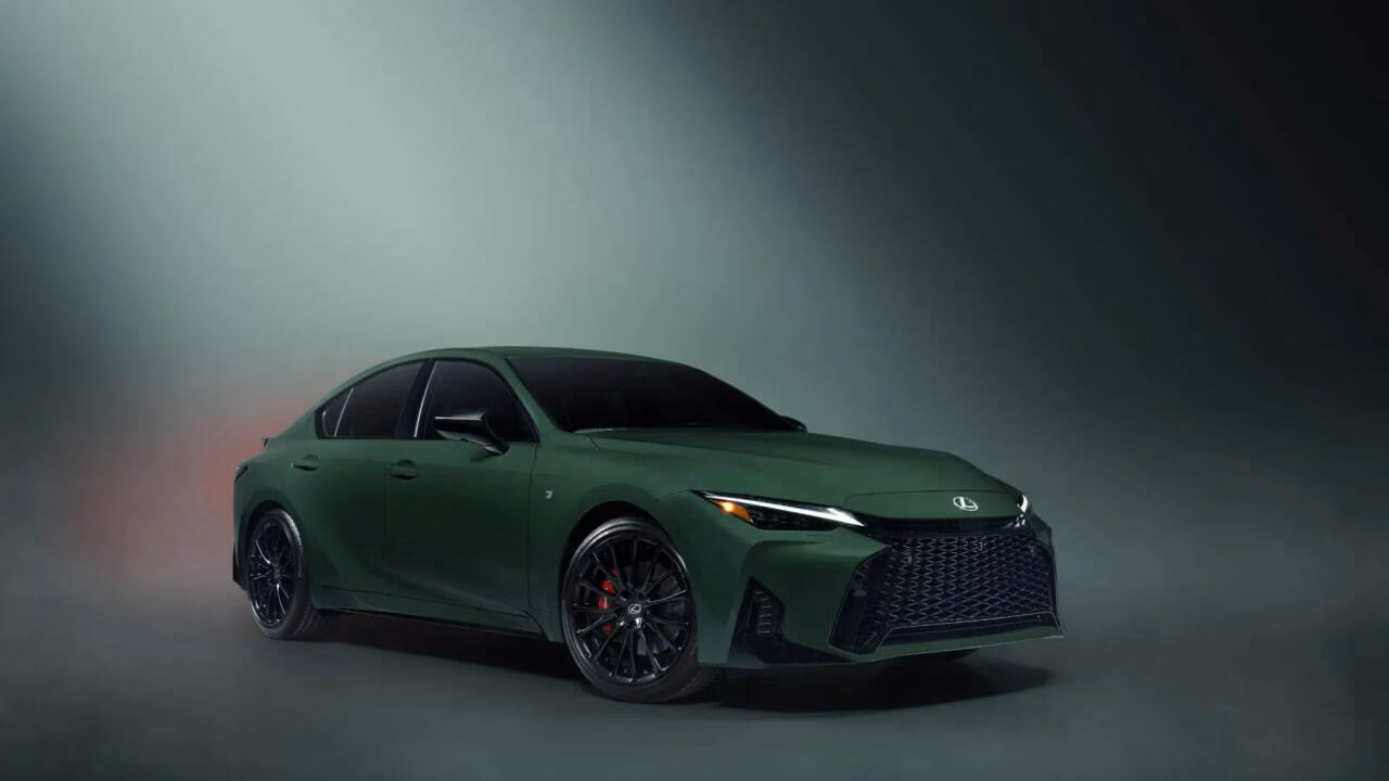 Lexus выпустит ограниченную серию IS 350 с атмосферным мотором