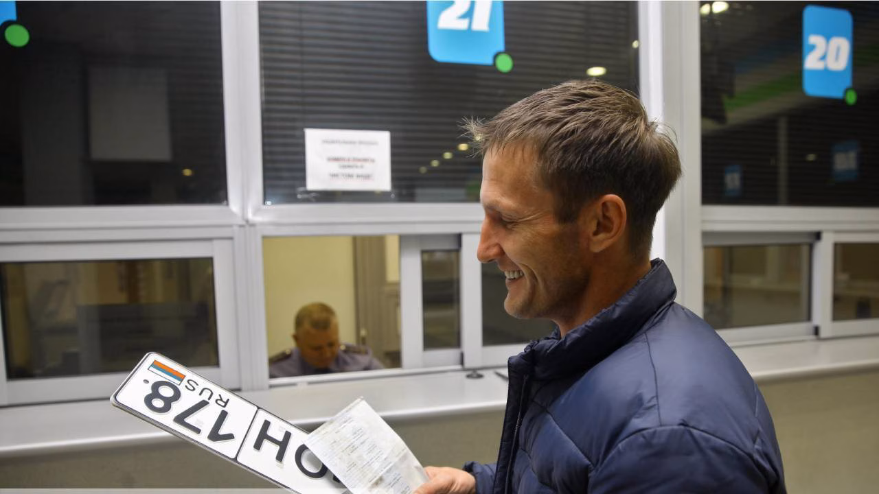 Владельцы каких машин чаще покупают «красивые» номера