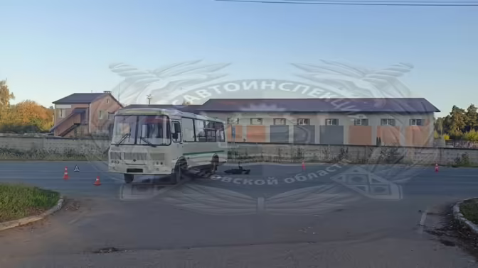 В Ивановской области после разворота ПАЗа электросамокатчик попал в больницу