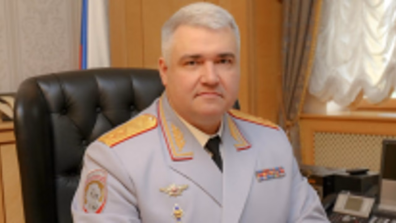 Обращение руководителя российской Госавтоинспекции Михаила Черникова, посвященное Дню знаний