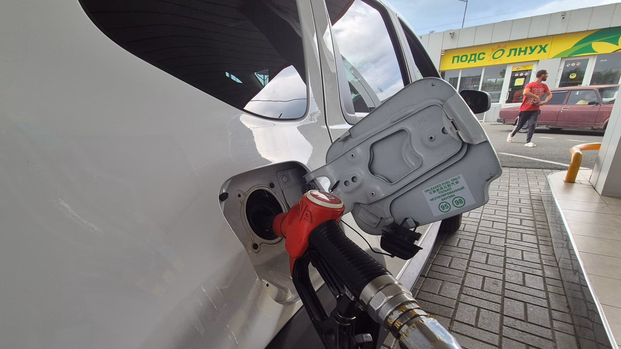 В Калужской области отменили продажу бензина по четным и нечетным номерам