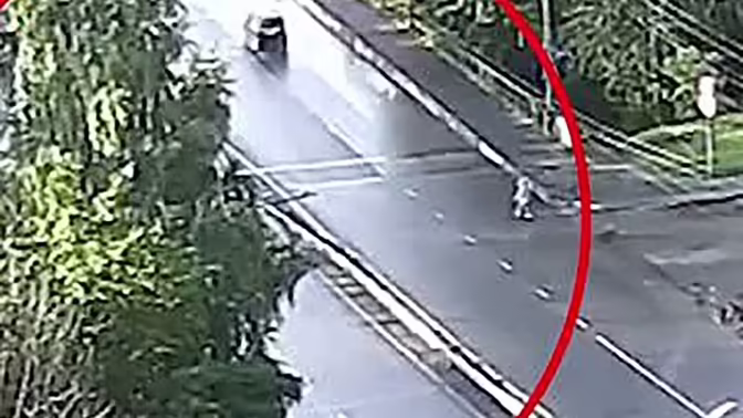 В Петрозаводске 84-летняя пенсионерка погибла после наезда автомобиля
