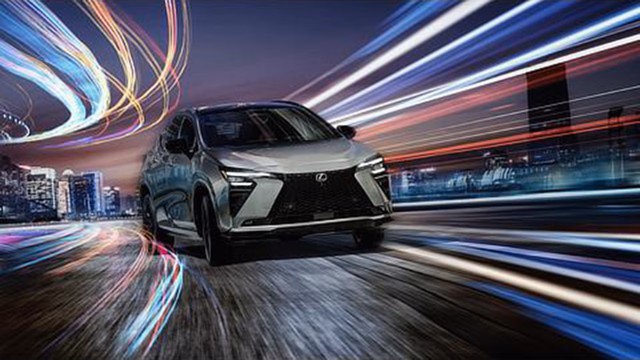 Lexus обновил кроссовер NX: новая передняя часть, мультимедиа и гибридная установка