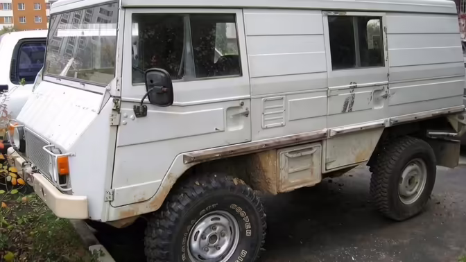 В России продают австрийский армейский вездеход Pinzgauer с вечным мотором