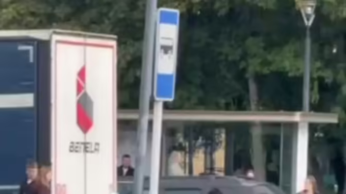 ДТП с пешеходом затруднило движение на Рязанском проспекте в Москве