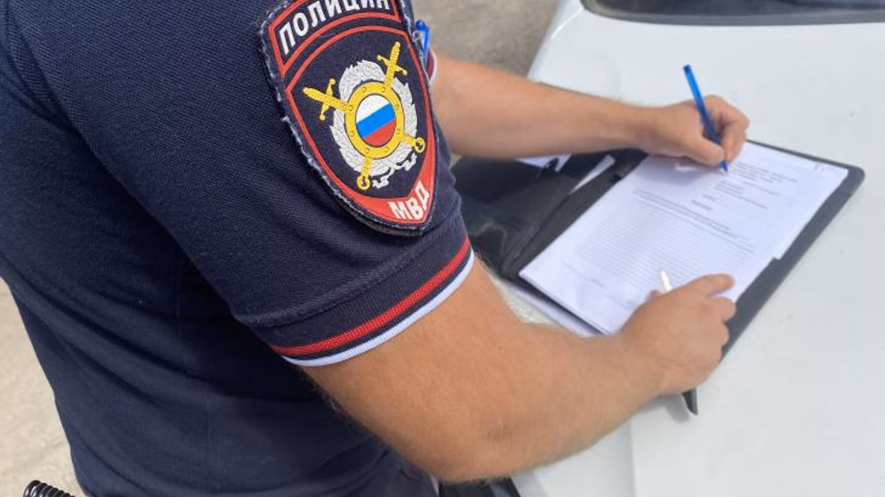 В Курске 16-летнего подростка поймали полицейские за рулем автомобиля