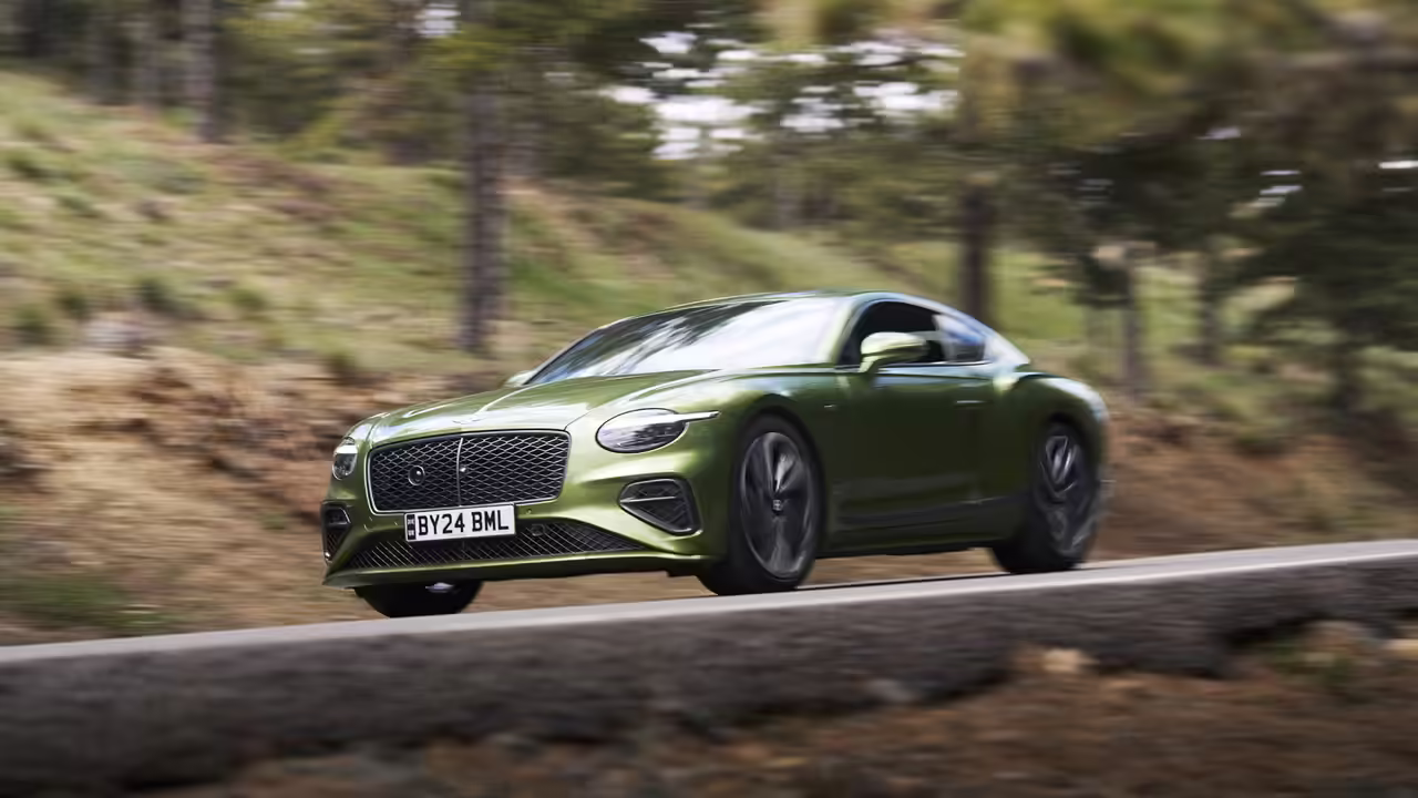 Bentley готовит самый мощный автомобиль в своей истории