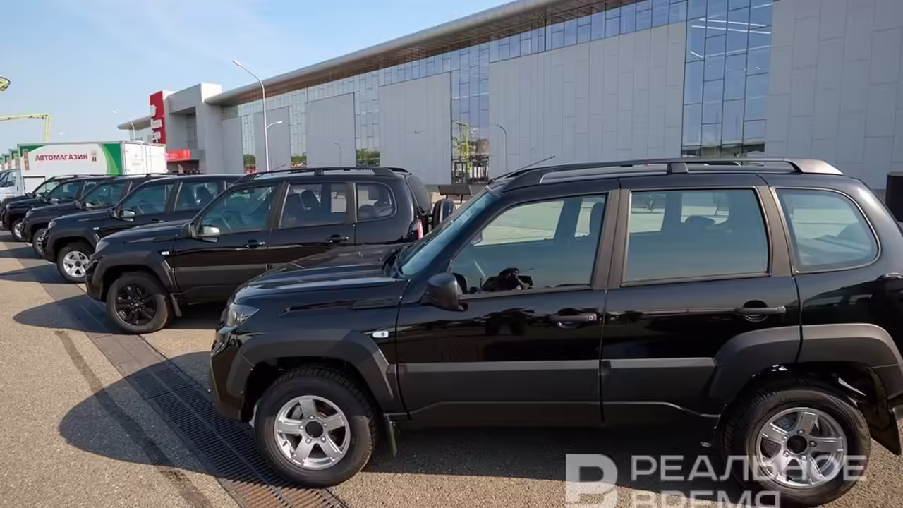 "Автостат": в августе продажи Lada выросли на 3,3%