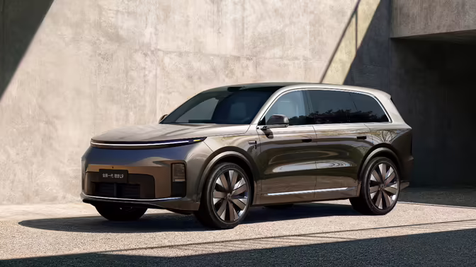 Li Auto объявила российскую цену кроссовера L9 Livis