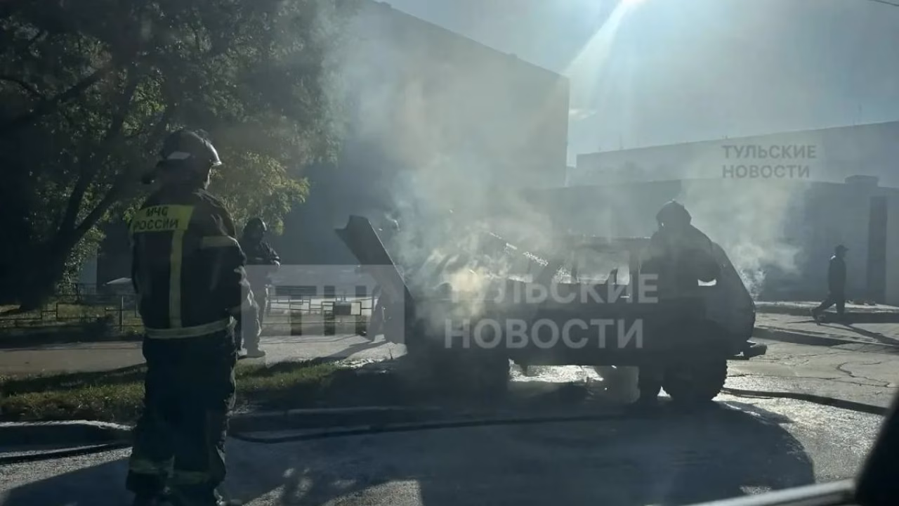 В Туле загорелась "Нива" возле заправки