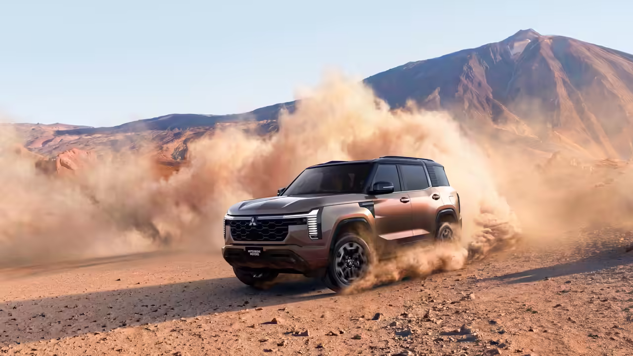 Дилер рассказал, когда новое поколение Mitsubishi Pajero появится в России