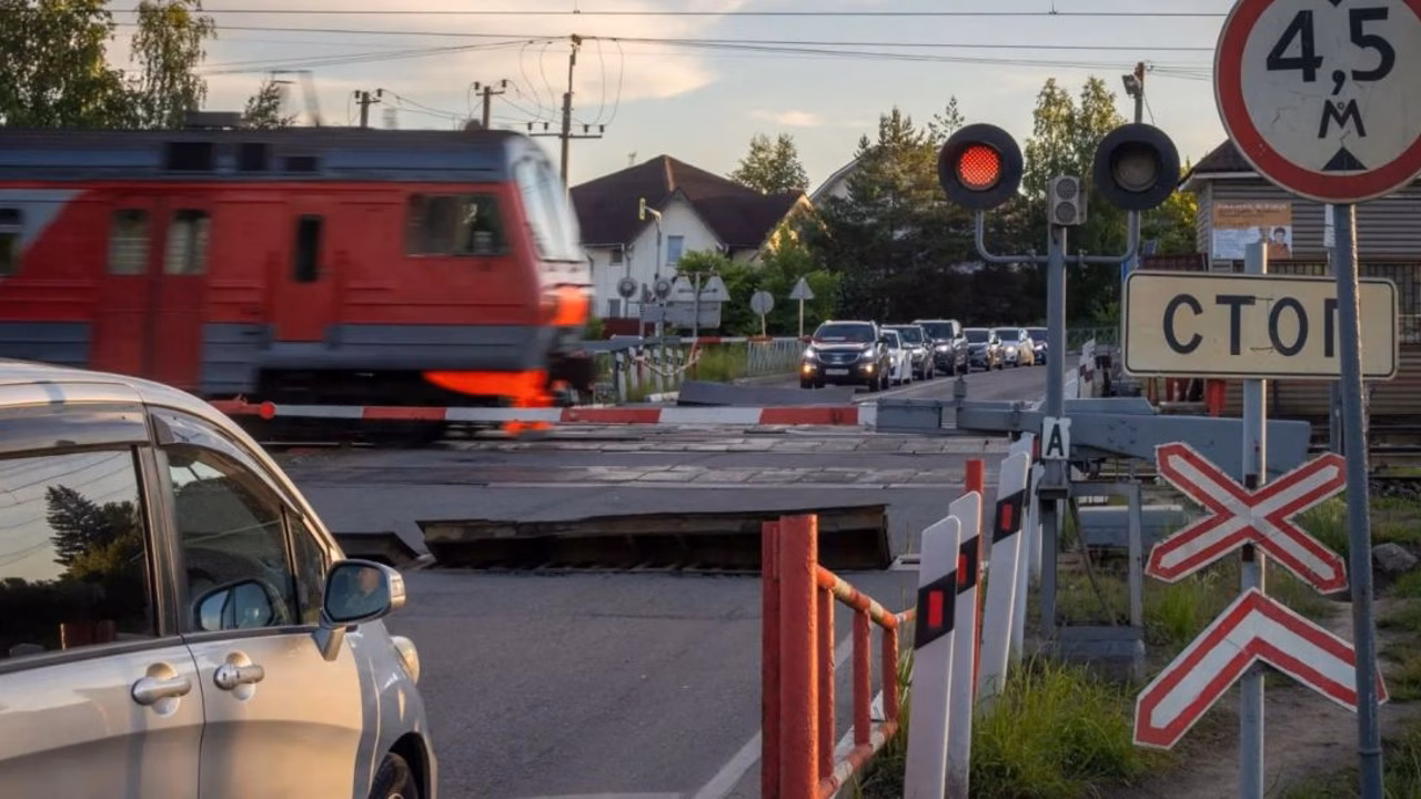 С начала года на СКЖД произошло 32 ДТП, пять из них – в Ростовской области