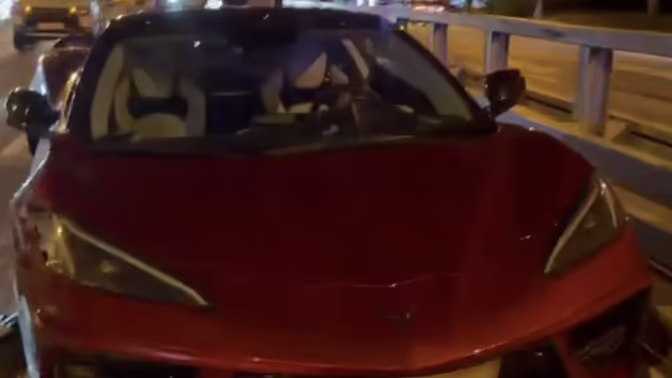 112: в Москве Chevrolet Corvette, владельцем которого был блогер Котов, сбил байкера