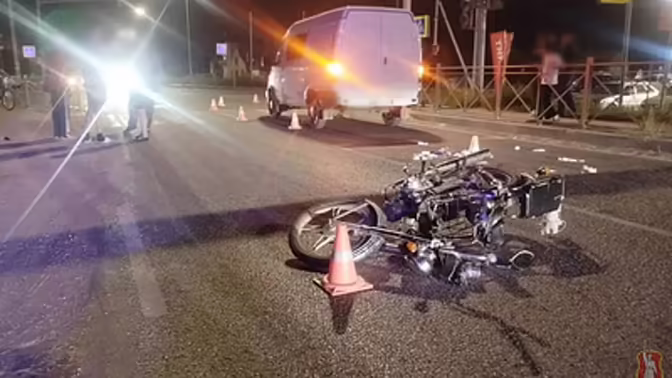 Под Волгоградом в ДТП с мопедом пострадали четыре человека