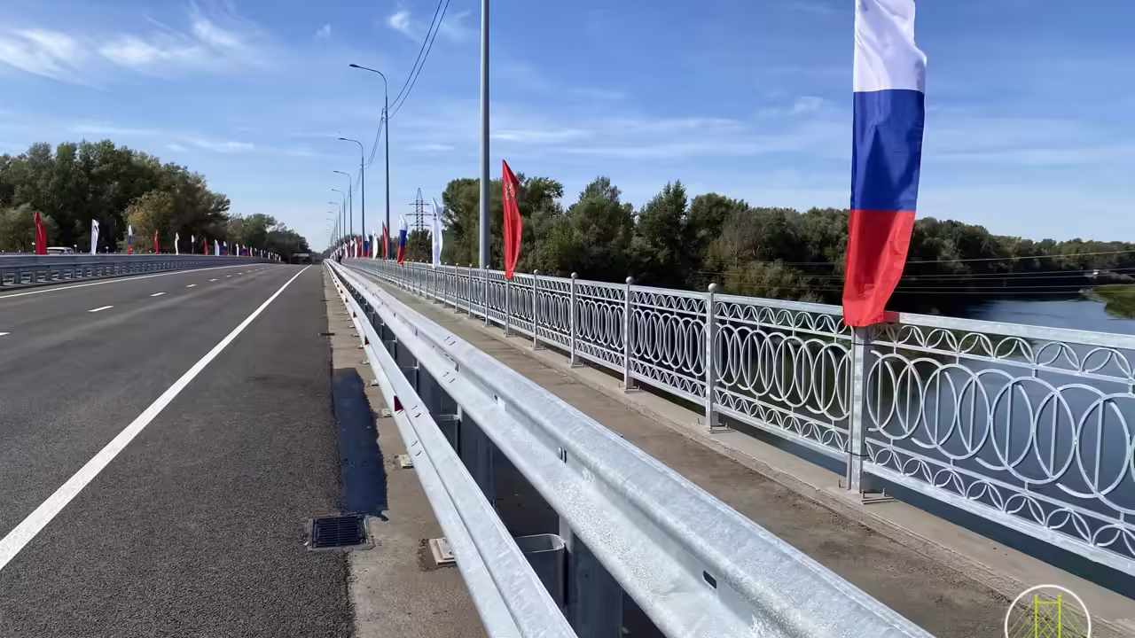 Новый мост на проспекте Братьев Коростелевых в Оренбурге открыт