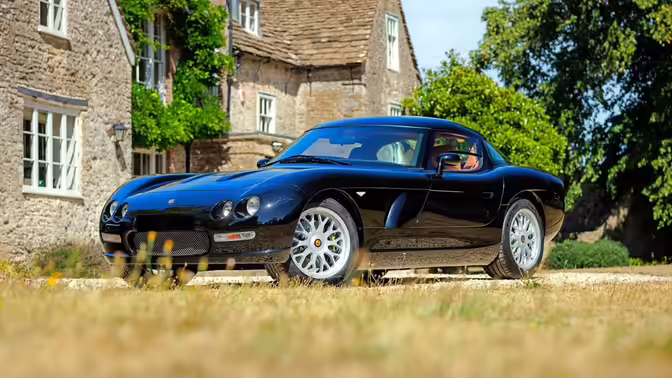 Британское купе Bristol Fighter с мотором V10 от Dodge Viper ненадолго вернулось на рынок