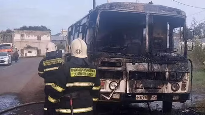 На Сахалине опубликовали фото сгоревшего пассажирского автобуса