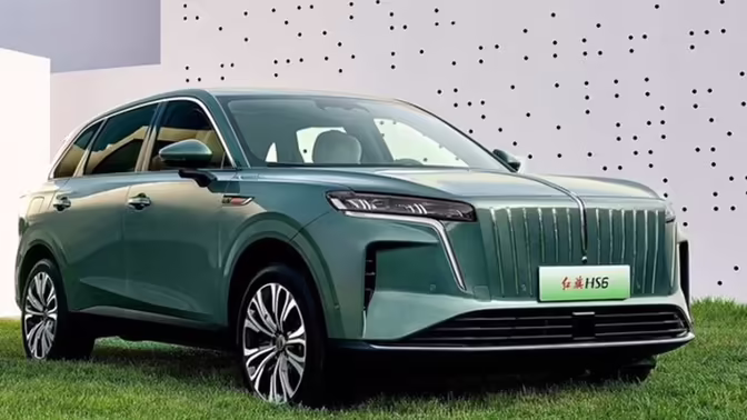 Кроссовер Hongqi HS6 выйдет на российский рынок во второй половине 2027 года
