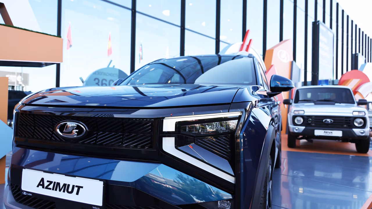 С конвейера в Тольятти прошло несколько сотен предсерийных Lada Azimut