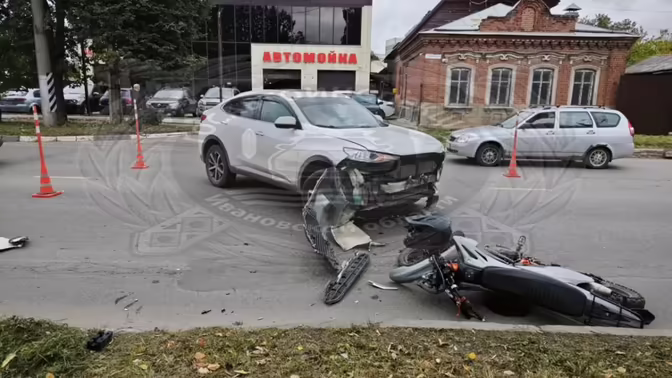 ДТП на улице Смирнова в Иванове отправило водителя питбайка в больницу
