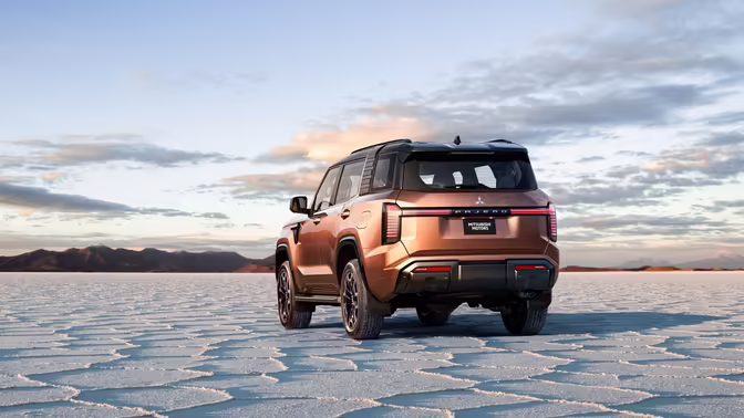 Названа стоимость Mitsubishi Pajero нового поколения