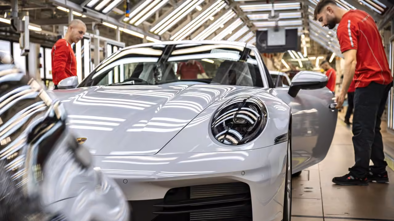 Porsche может сократить около 5000 сотрудников