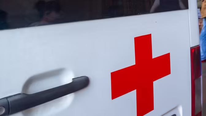 В ДТП с детским автобусом под Новосибирском пострадали 12 человек