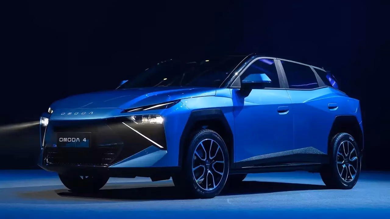 Кроссовер Omoda C4 получит локализованную в России силовую установку